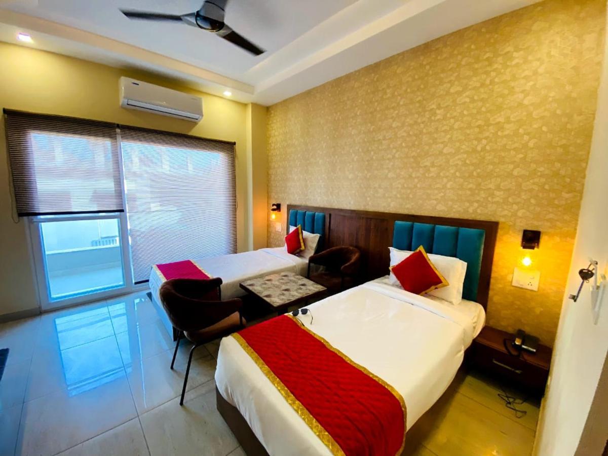 Hotel Singla Residency Кангра Екстериор снимка