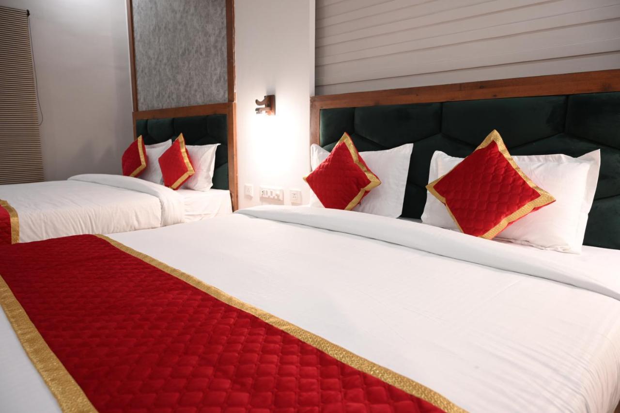 Hotel Singla Residency Кангра Екстериор снимка